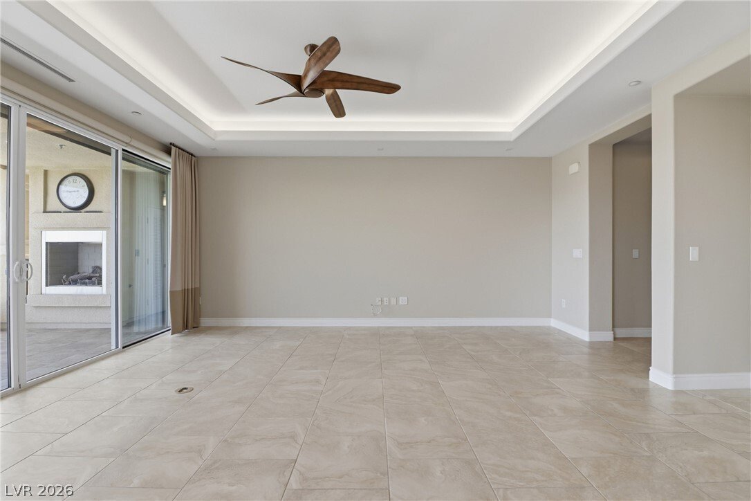 Condo in Las Vegas, Nevada, United States 5 - 18528489