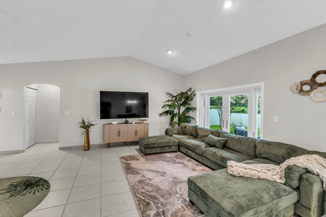 House in Miramar, Florida, United States 5 - 18528817