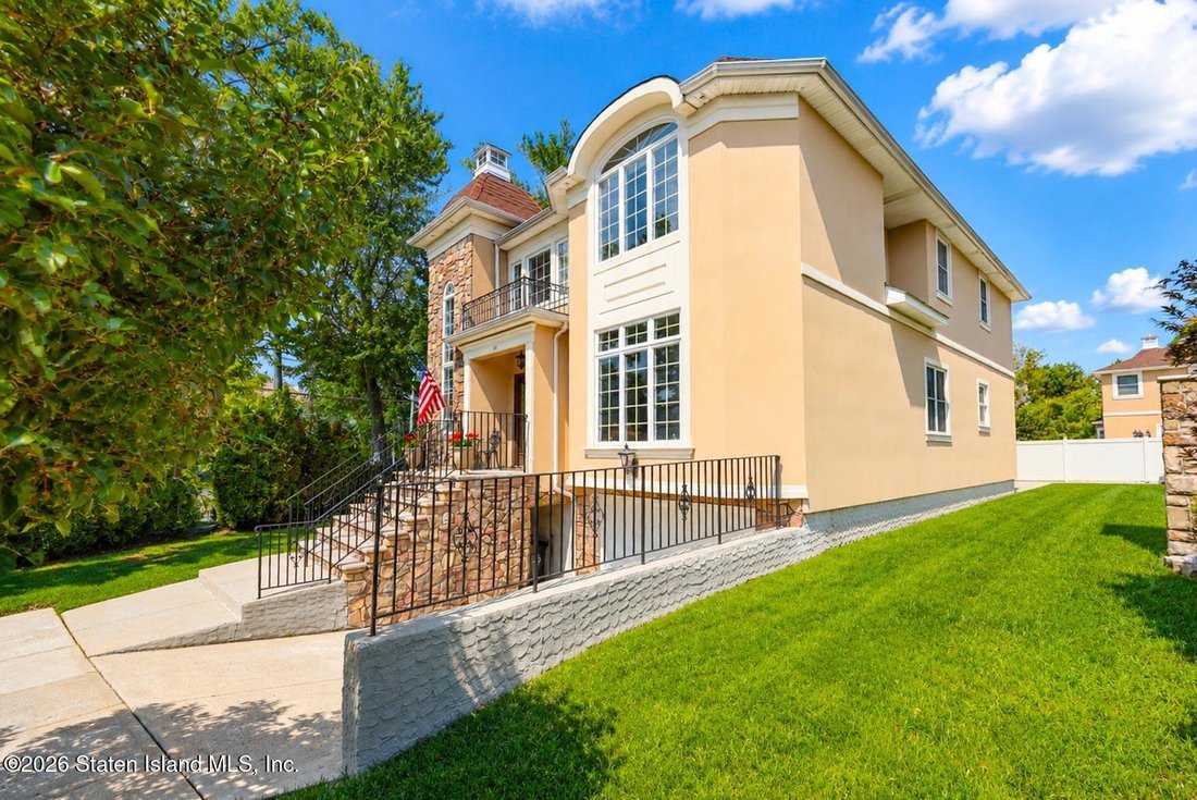 House in New York, New York, United States 4 - 18528220