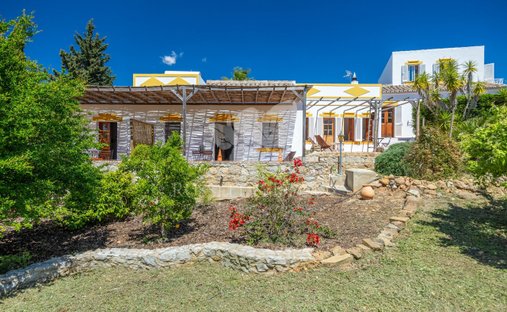 Villa in Quelfes, Algarve, Portugal 1