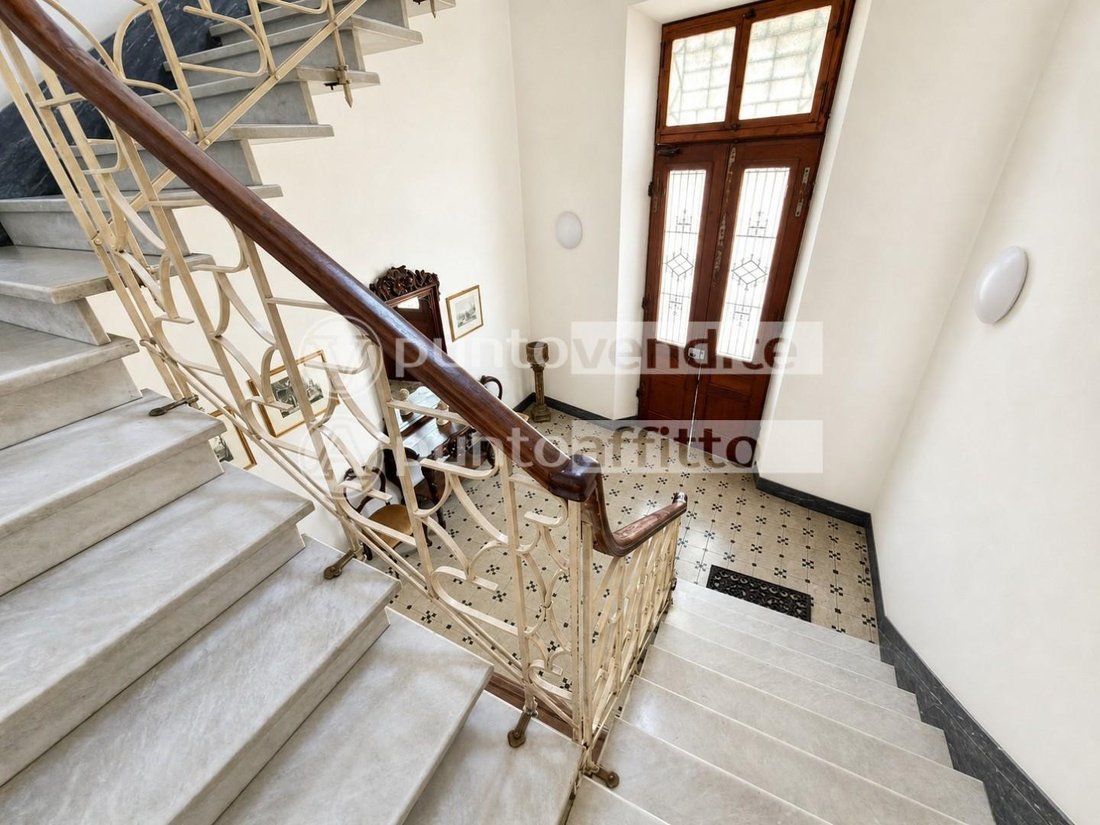 Apartment in Historic Center, Lucca, Tuscany 5 - 18529198