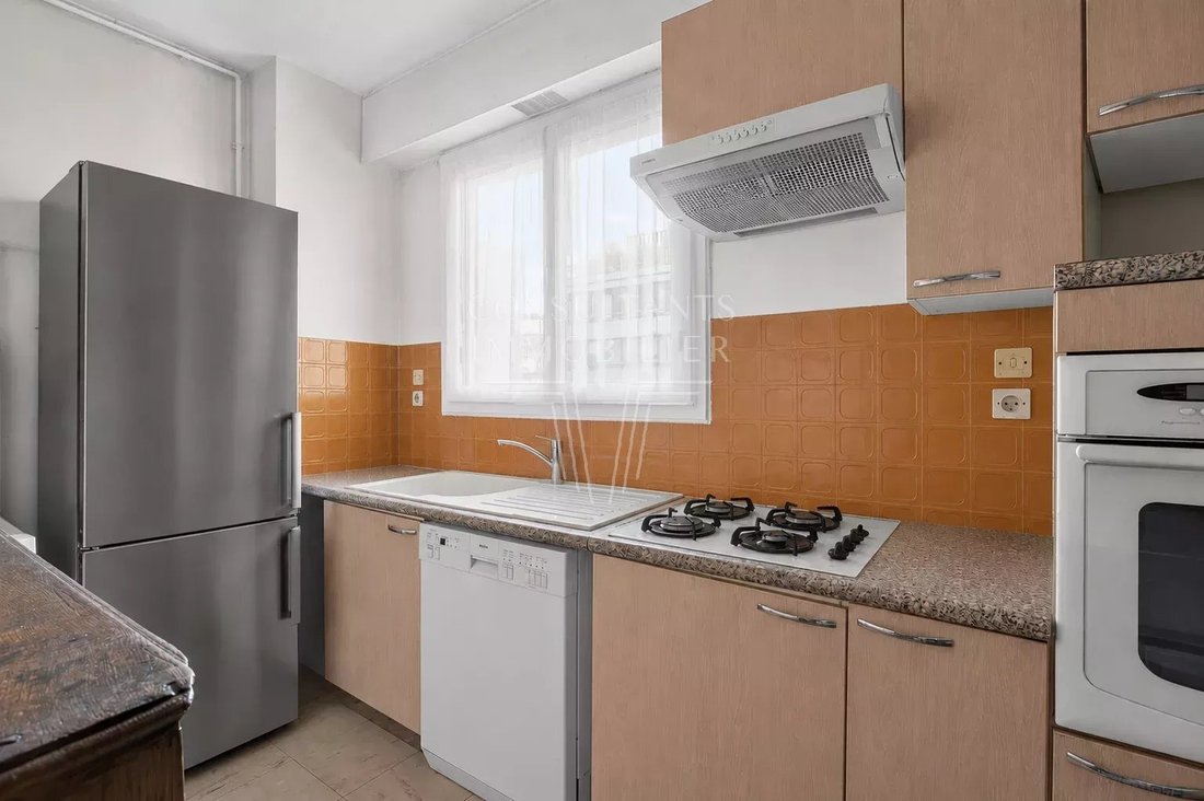 Apartment in Eiffel, Levallois-Perret, France 4 - 18526531