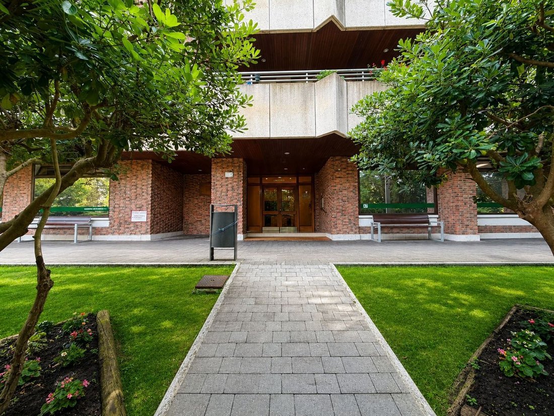 Apartment in Mendebaldea, Donostia-San Sebastian, Spain 2 - 18529257
