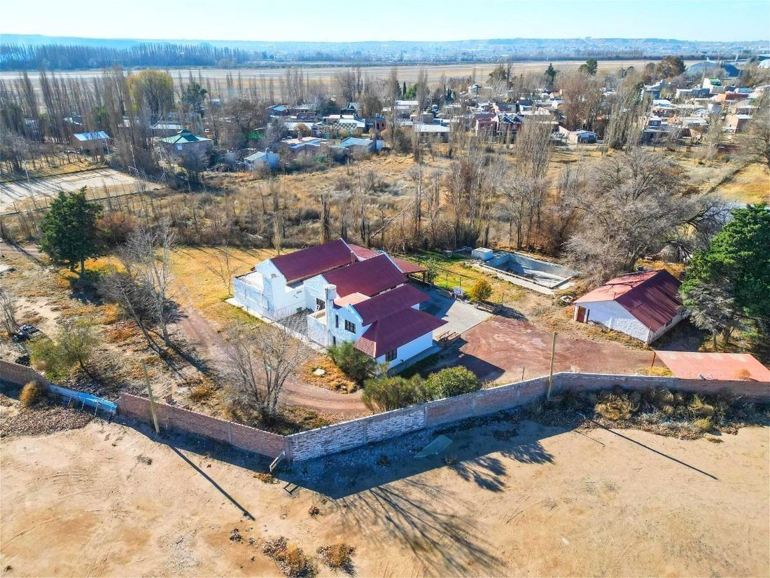 Land in Neuquen, Neuquen, Argentina 5 - 18527157