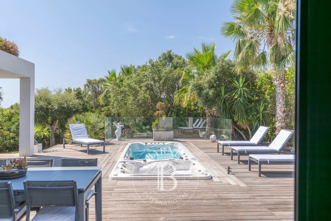 Villa in Zonza, Corsica, France 3 - 18526317