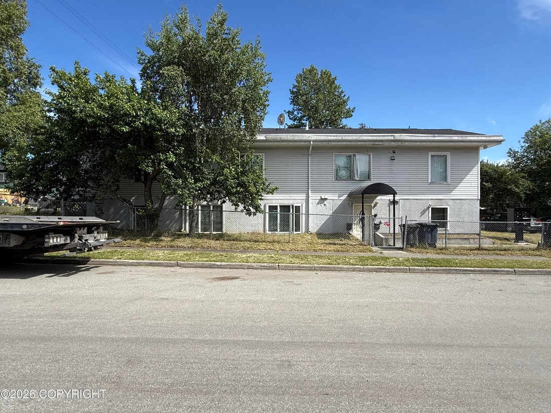 Anchorage, Alaska, United States 2 - 18528088