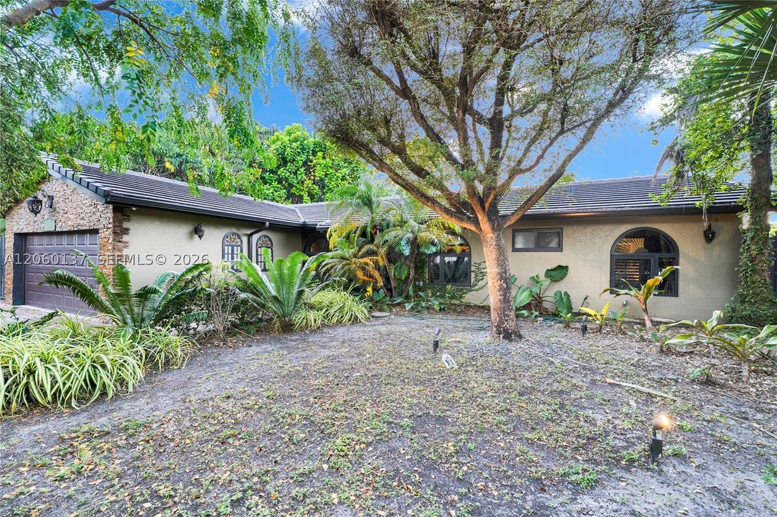 House in Miami, Florida, United States 3 - 18528865