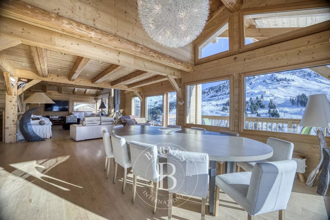 Chalet in Le Grand-Bornand, Auvergne-Rhône-Alpes, France 3 - 18526892