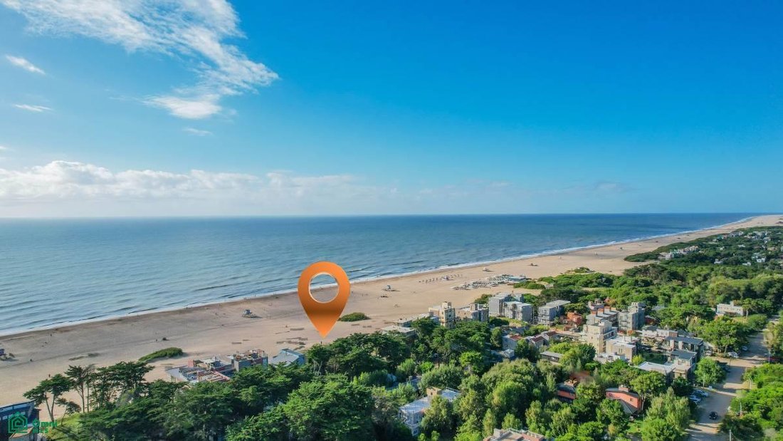 Land in Mar Azul, Buenos Aires Province, Argentina 5 - 17815222