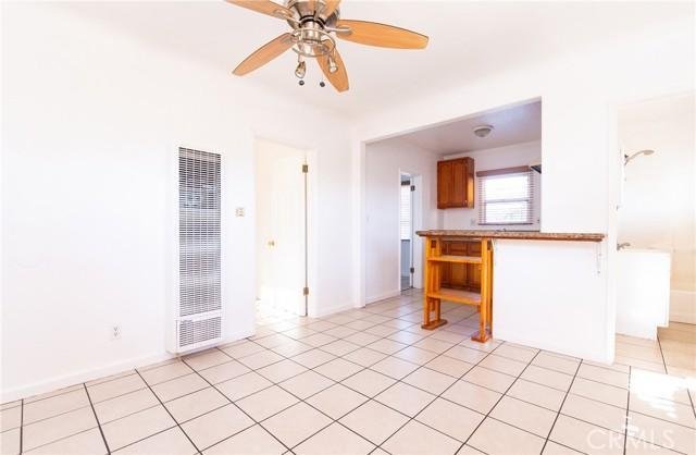 Apartment in South Gate, California, United States 5 - 17242073
