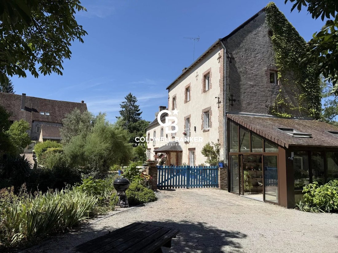 House in Neuville-sur-Brenne, Centre-Val de Loire, France 1 - 18526273