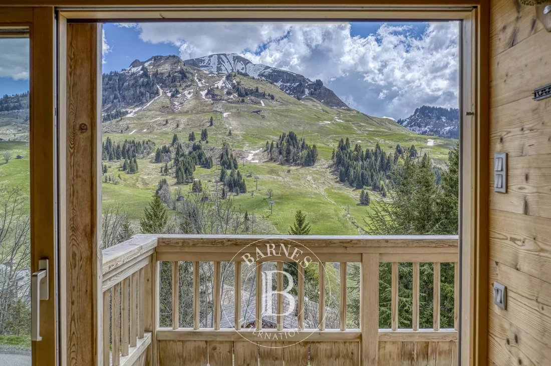 Chalet in Le Grand-Bornand, Auvergne-Rhône-Alpes, France 2 - 18526892