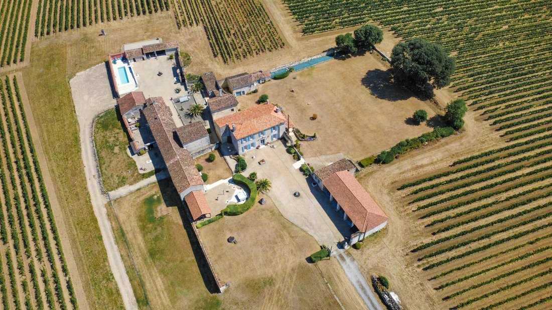 House in Bouteville, Nouvelle-Aquitaine, France 1 - 18529346