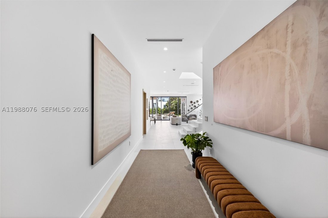 House in Miami, Florida, United States 5 - 17520239