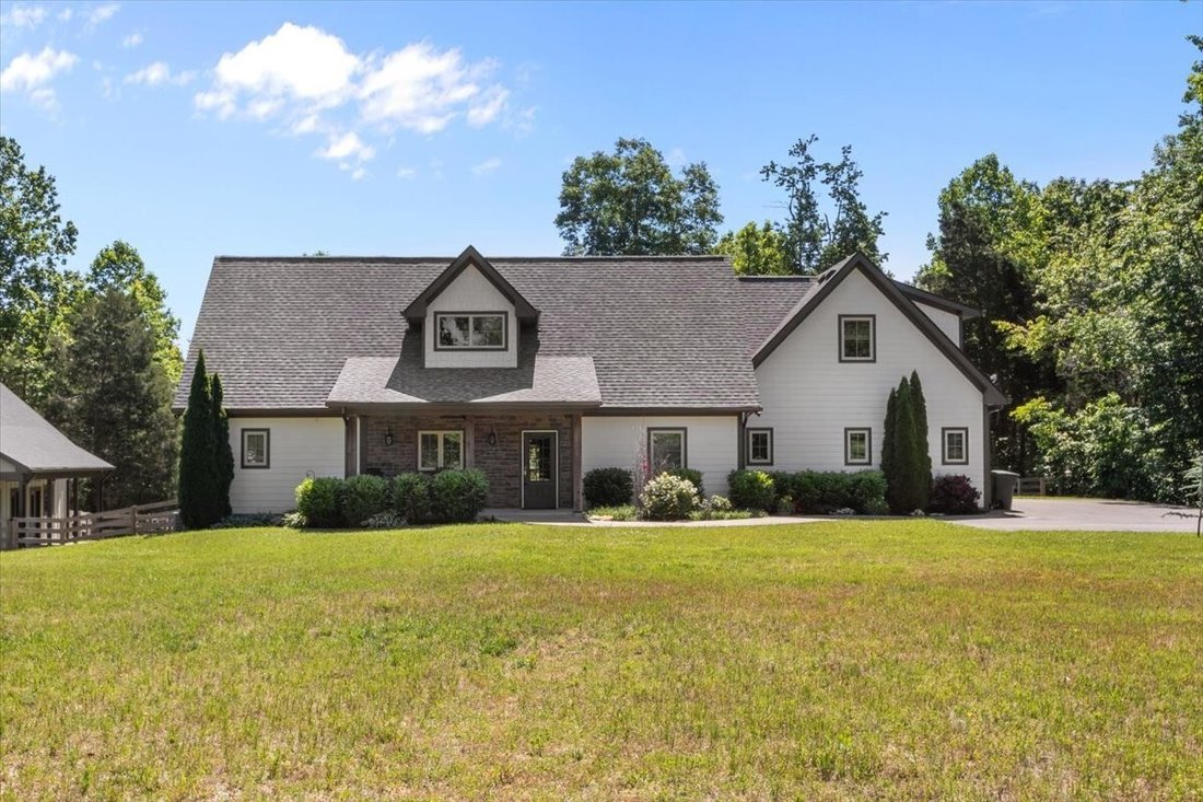 House in Bon Aqua, Tennessee, United States 3 - 18527863