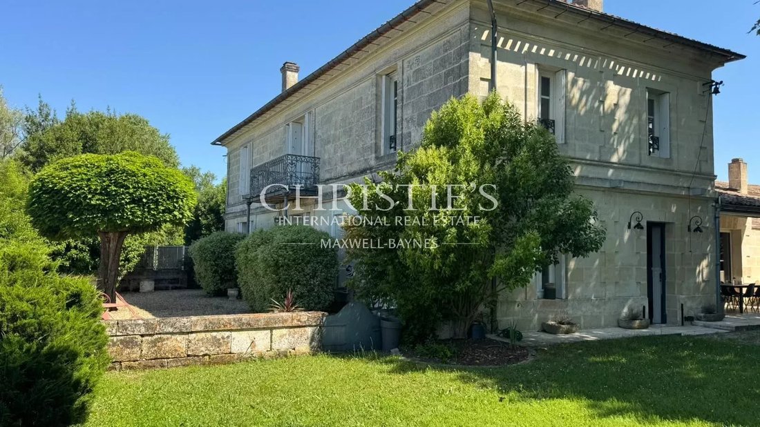 House in Libourne, Nouvelle-Aquitaine, France 1 - 18526304