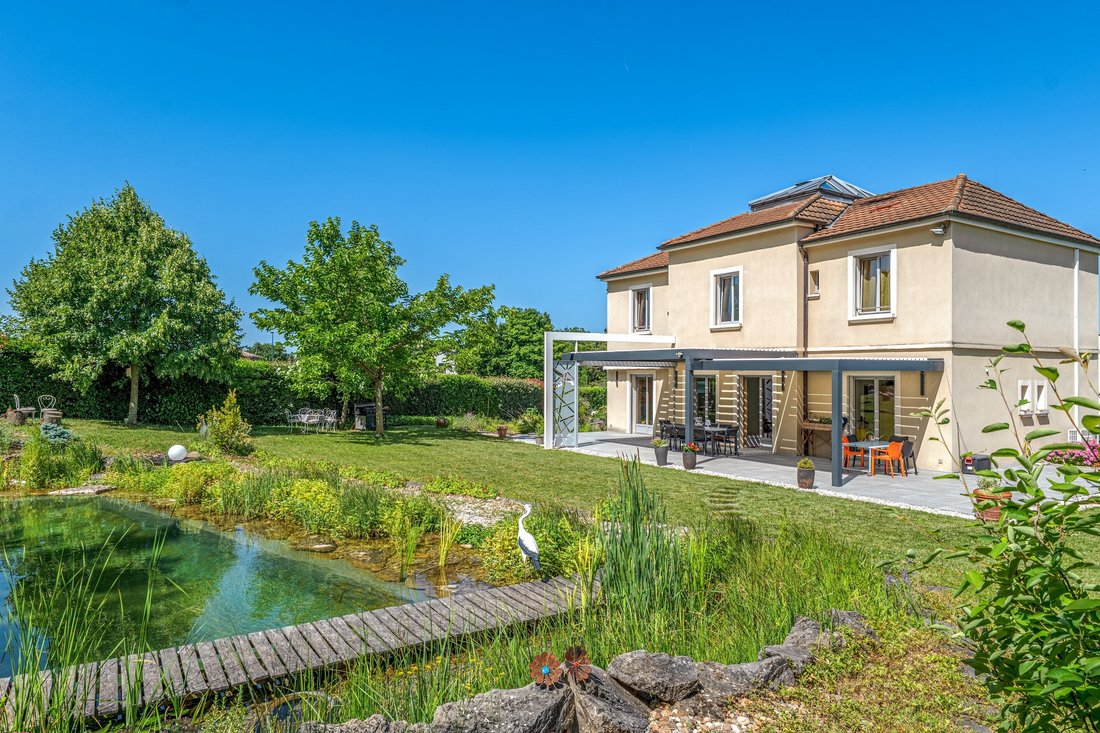 House in Lissieu, Auvergne-Rhône-Alpes, France 2 - 18529525