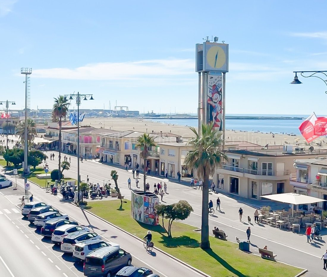 Apartment in Lungomare, Viareggio, Tuscany 3 - 18527672