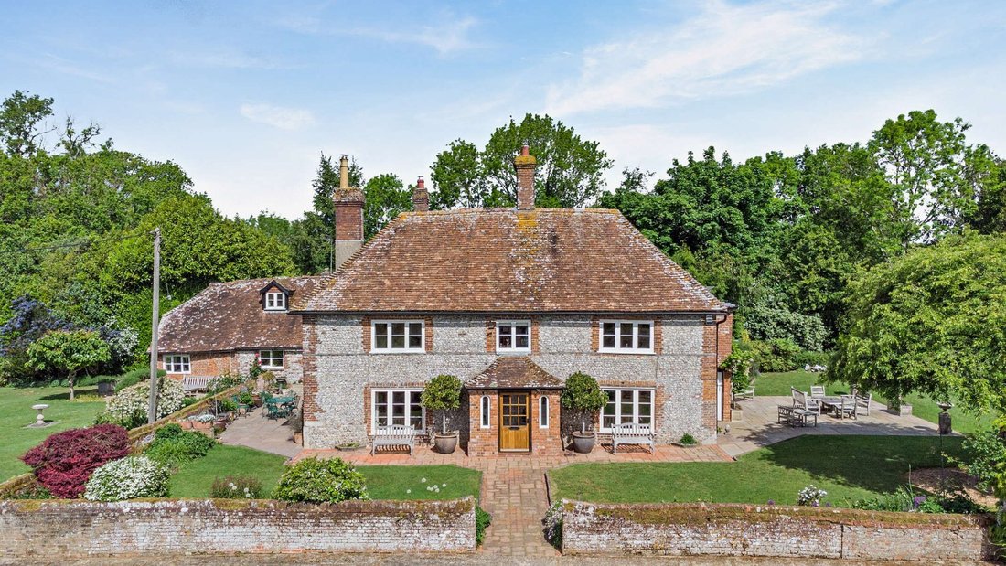 House in King's Somborne, England 2 - 18526525