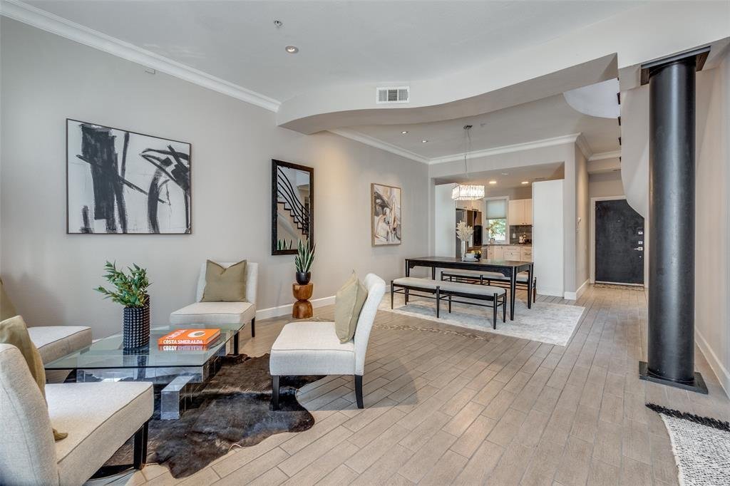 Condo in Dallas, Texas, United States 2 - 18527757