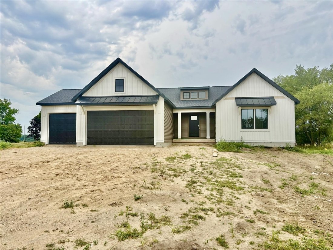 House in Dorr, Michigan, United States 1 - 18308407