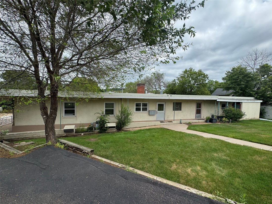 Eau Claire, Wisconsin, United States 3 - 18528840