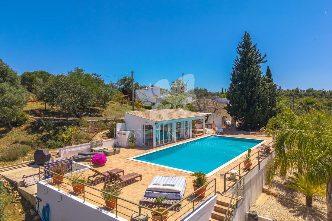 Villa in Quelfes, Algarve, Portugal 2 - 17746165