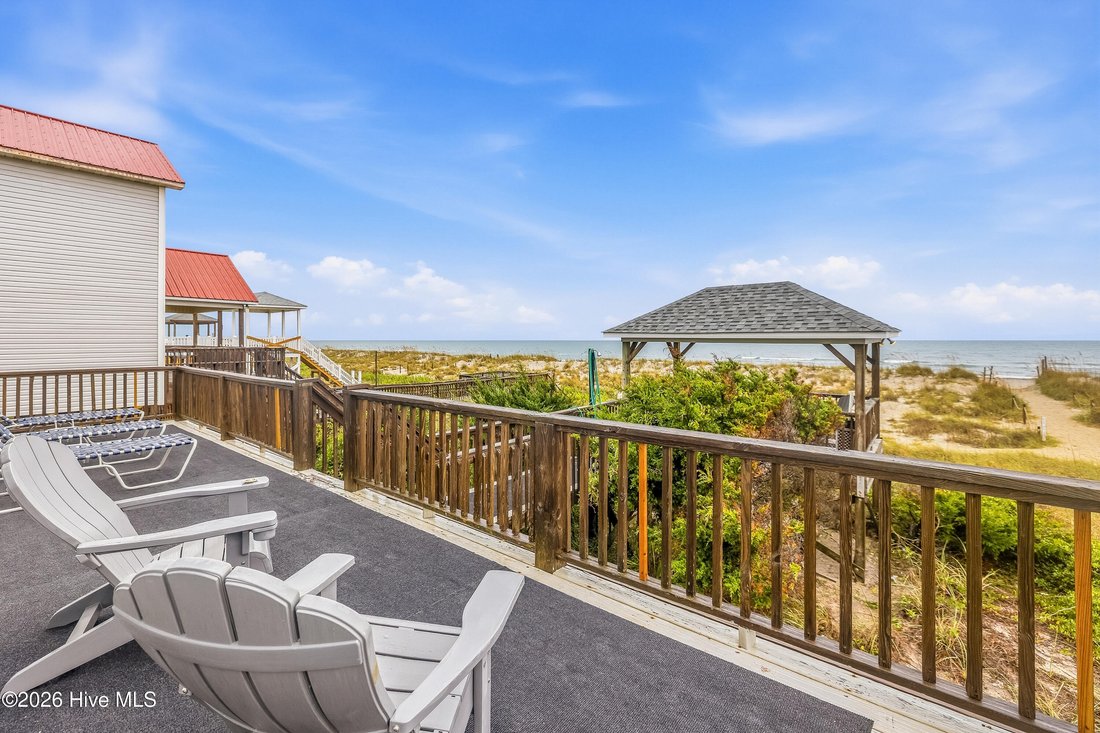 House in Oak Island, North Carolina, United States 3 - 18503112