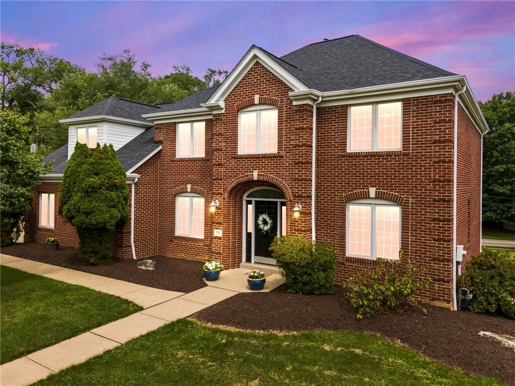 House in Bethel Park, Pennsylvania, United States 1 - 18530052