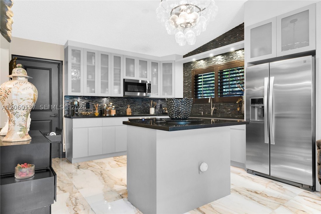House in Miami, Florida, United States 5 - 18528865