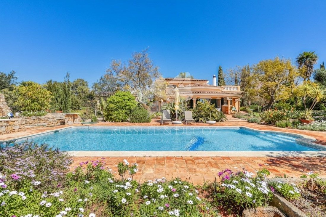 Villa en Quelfes, Algarve, Portugal 1 - 17522972