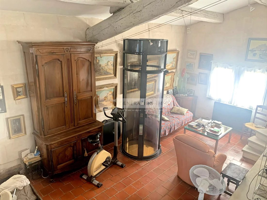 Townhouse in Arles, Provence-Alpes-Côte d'Azur, France 3 - 18526257