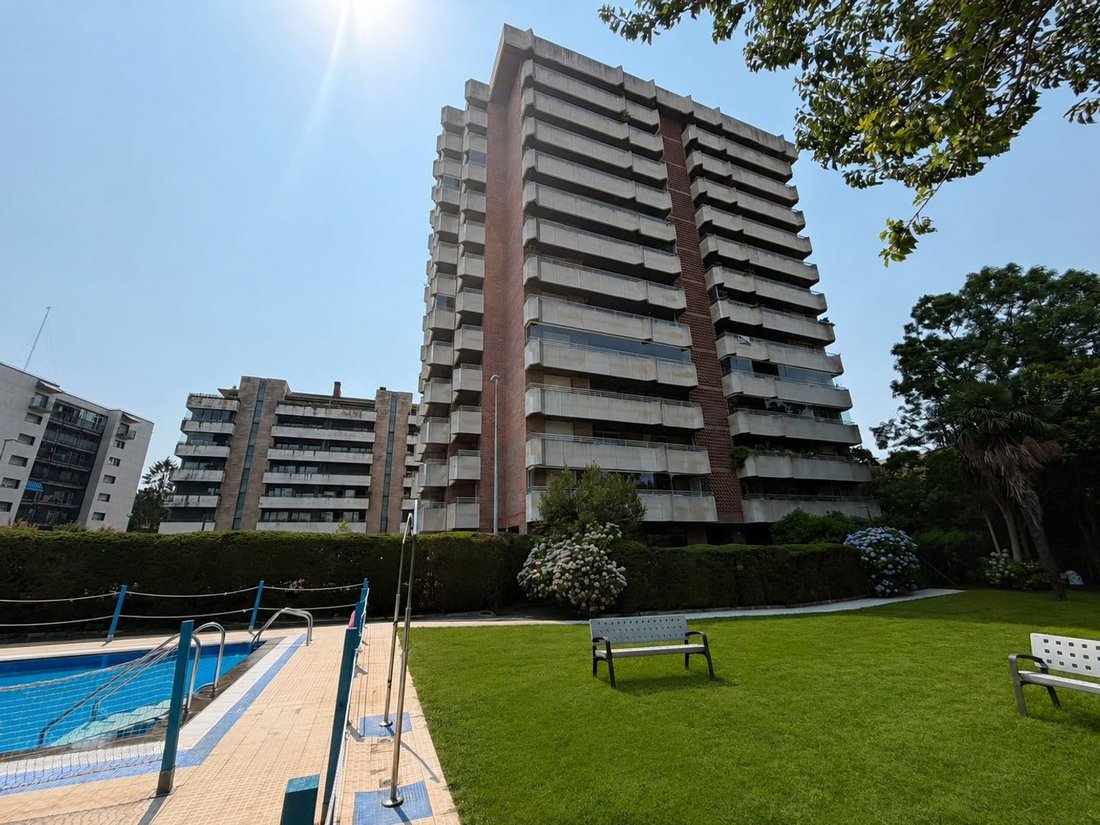 Apartment in Mendebaldea, Donostia-San Sebastian, Spain 1 - 18529257