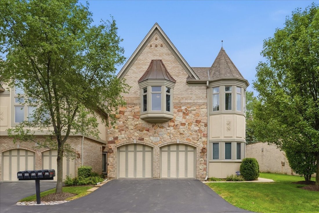 Townhouse in Palatine, Illinois, United States 1 - 18528946