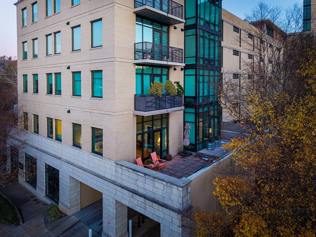 House in Asheville, North Carolina, United States 2 - 16653167