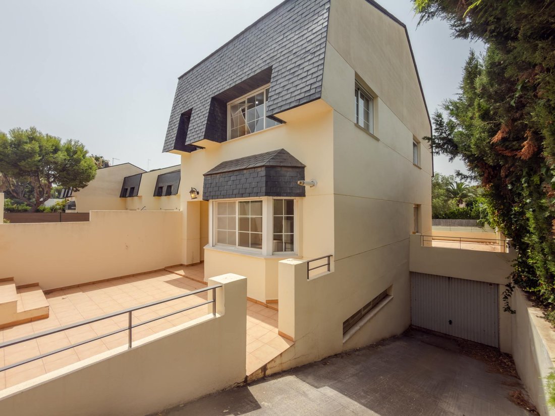 Villa in Rocafort, Valencian Community, Spain 3 - 18526613