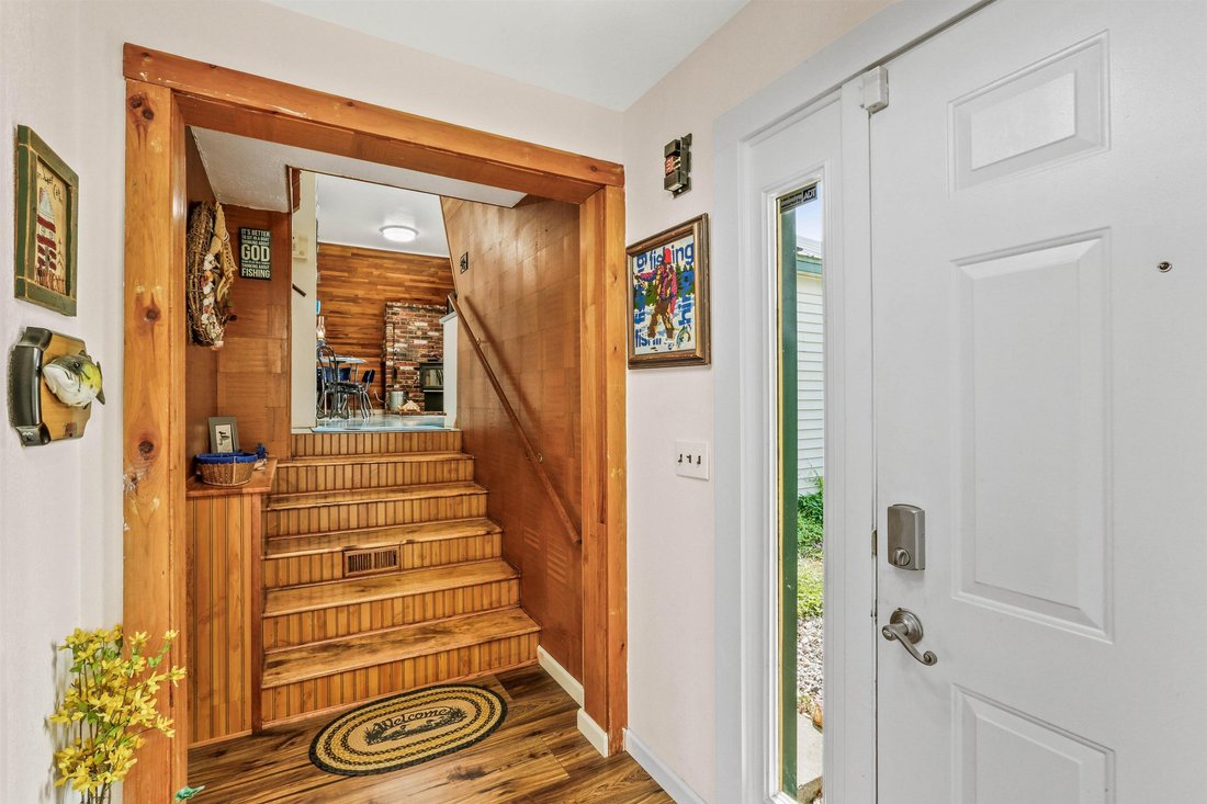 House in Loon Lake, Washington, United States 4 - 18527381