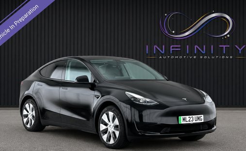 Tesla Model Y (Dual Motor) Long Range SUV 5dr Electric Auto 4WDE (384 bhp) in Portsmouth, United Kingdom 1