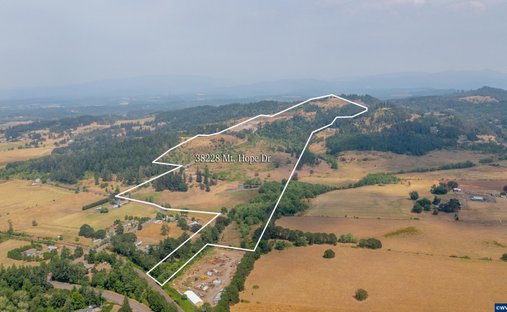 House in Lebanon, Oregon, United States 1