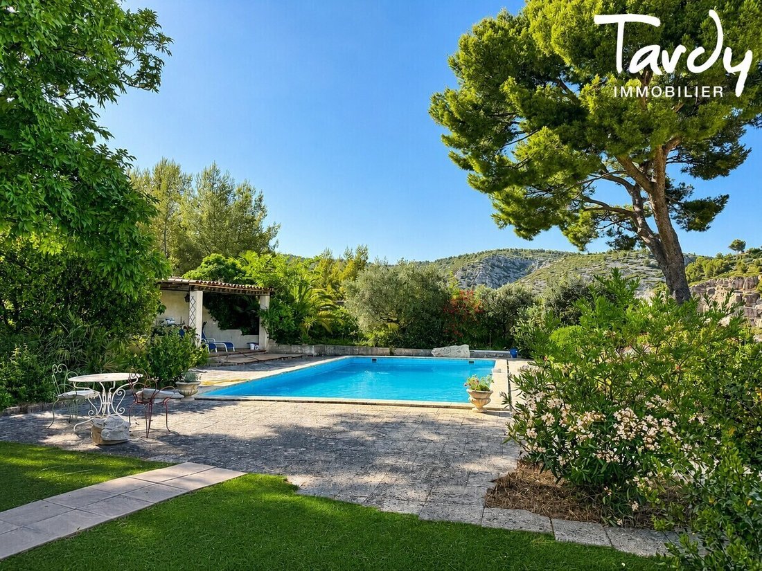 Villa in Peripherie, Cassis, France 1 - 18526150