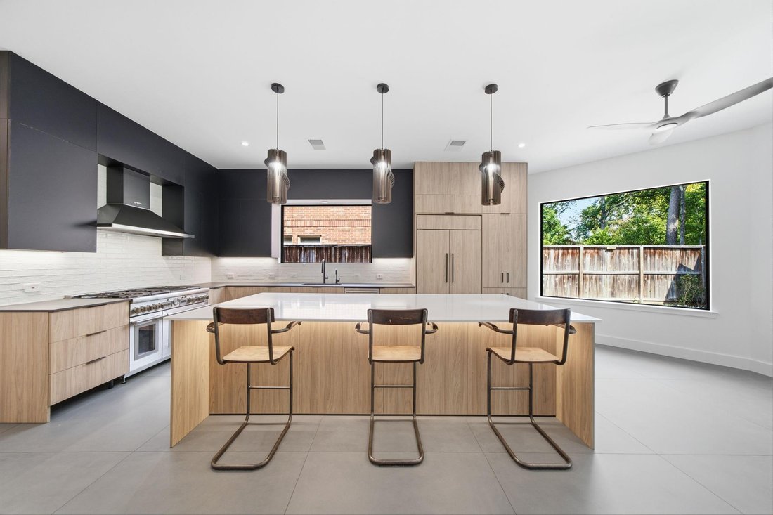 House in Houston, Texas, United States 4 - 18528182