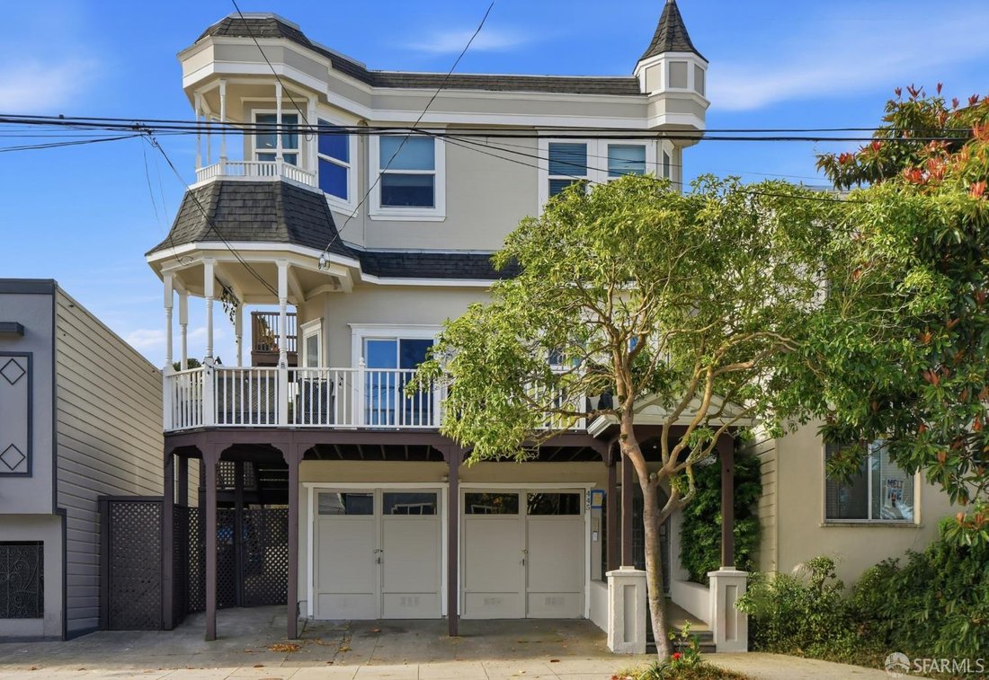 San Francisco, California, United States 1 - 18528276