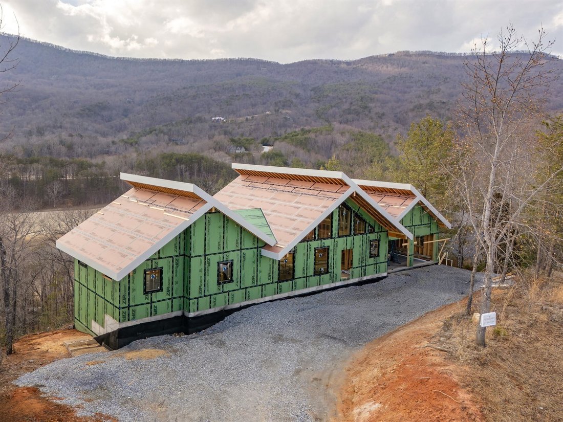 House in Mill Spring, North Carolina, United States 5 - 17447814