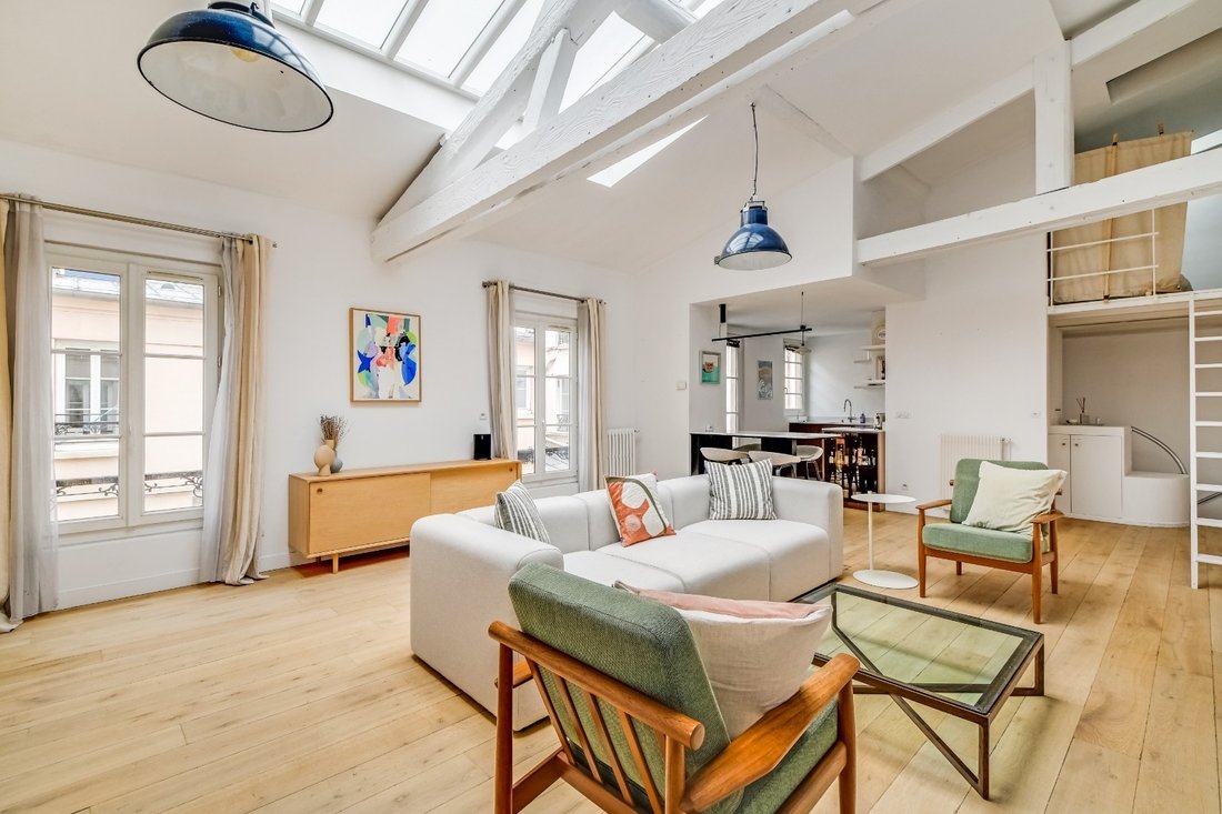 Apartment in Belleville-Saint Maur, Paris 11e Arrondissement, Paris 1 - 18526648