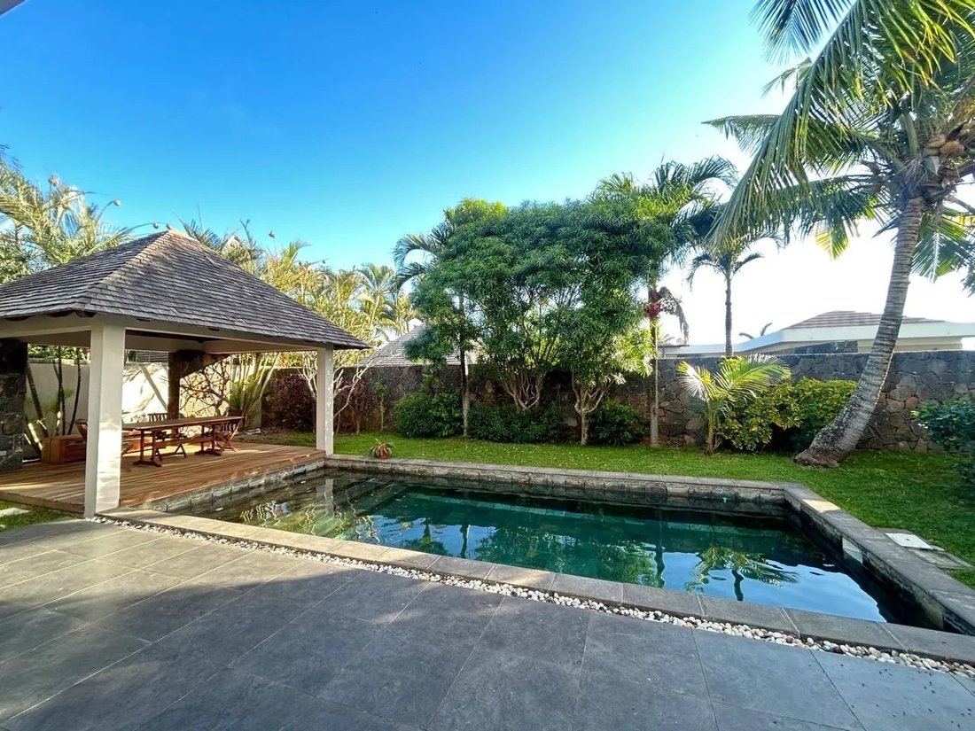Villa in Grand Baie, Rivière du Rempart District, Mauritius 3 - 18527799