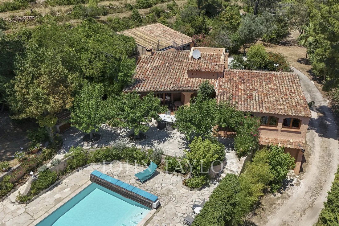 Casa a Bandol, Provenza-Alpi-Costa Azzurra, Francia 2 - 18364110