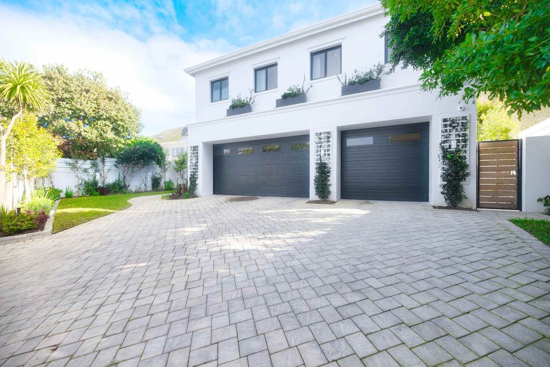 House in Hermanus, Western Cape, South Africa 3 - 18526579