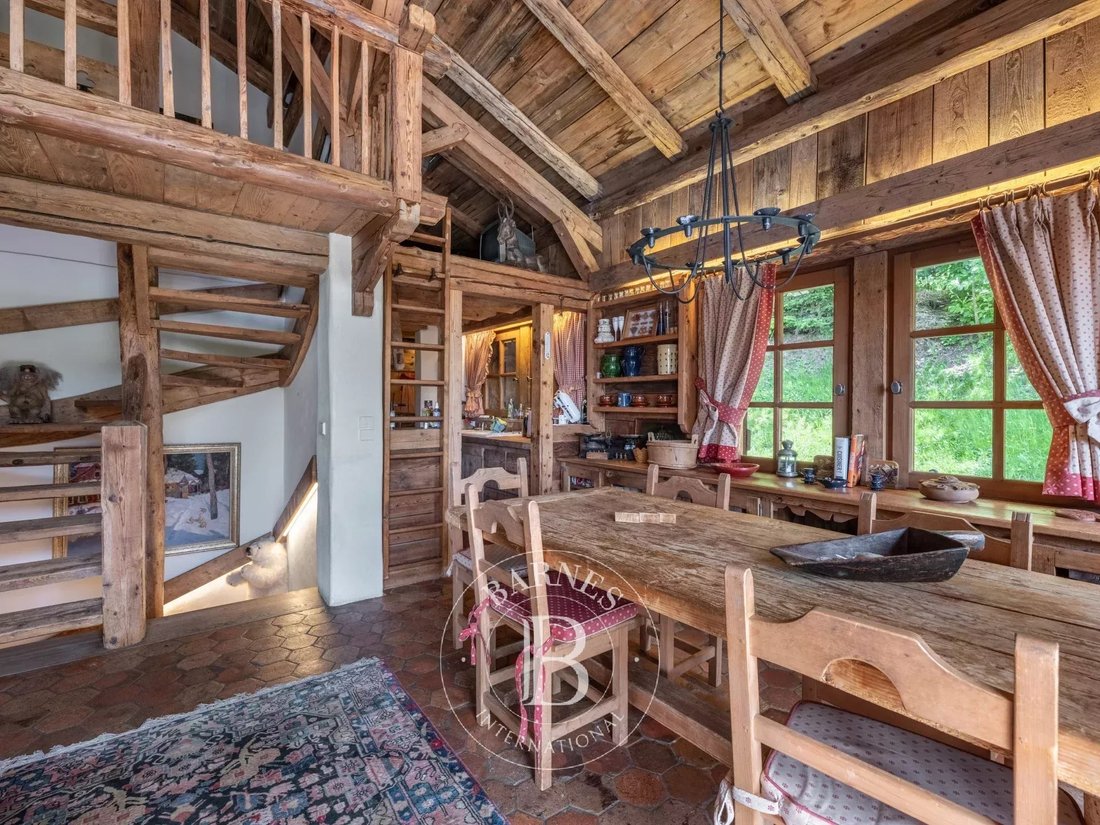 Chalet in Megève, Auvergne-Rhône-Alpes, France 4 - 18526740