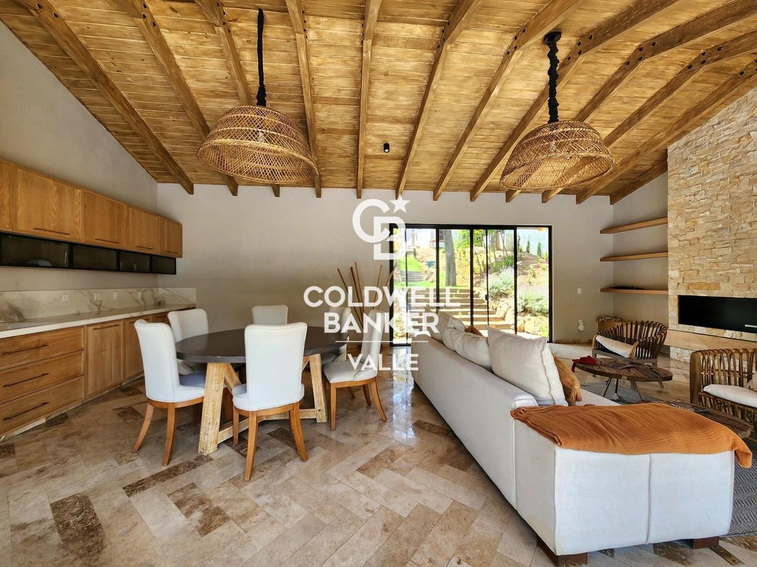 House in Valle de Bravo, State of Mexico, Mexico 3 - 18527494
