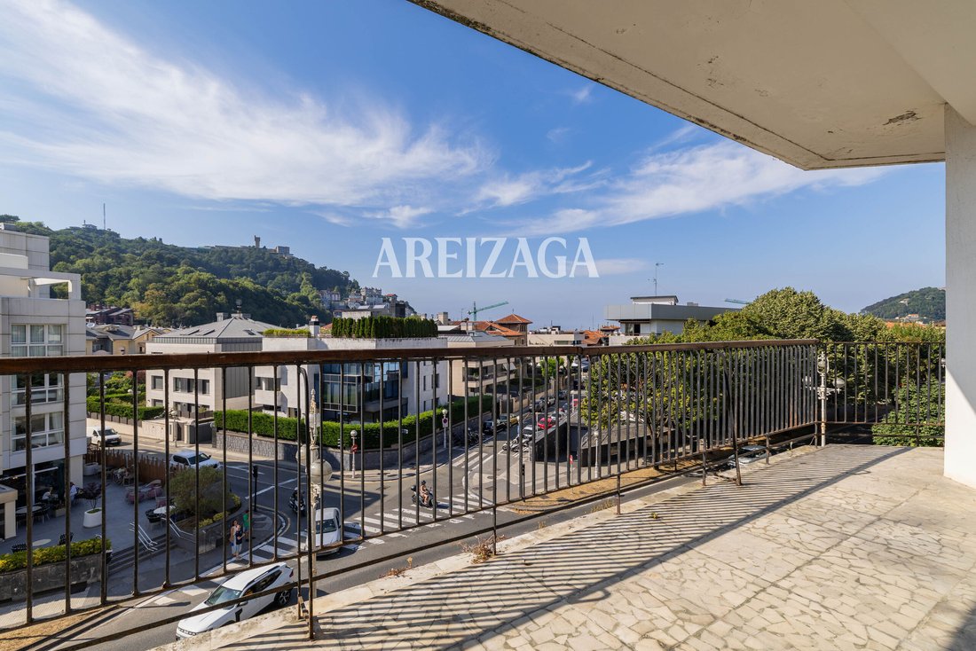 Apartment in Mendebaldea, Donostia-San Sebastian, Spain 3 - 18526269